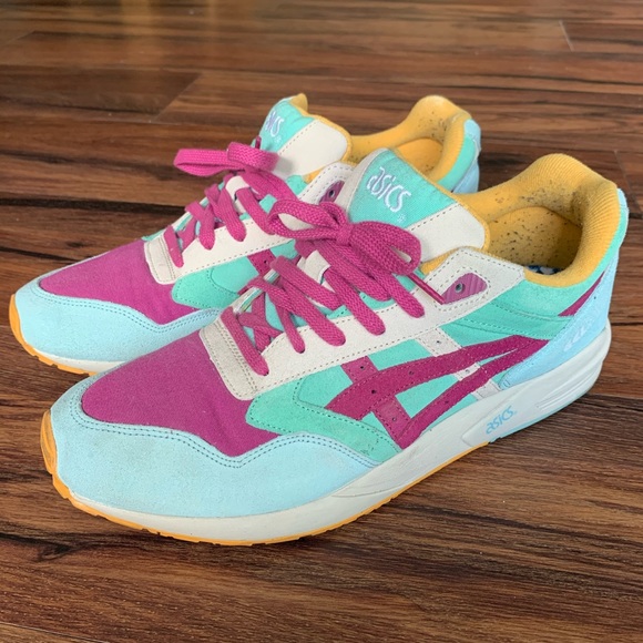 Lily Brown x ASICS Gel Saga RARE - Picture 2 of 6